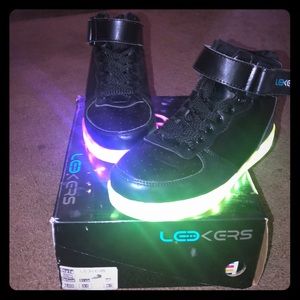 Led light up shoes
